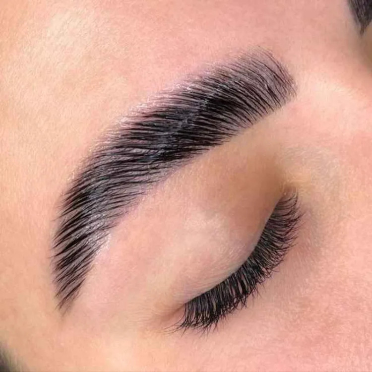 ژل لیفت ابروی ریملی لایتنس محصول اسلواکی